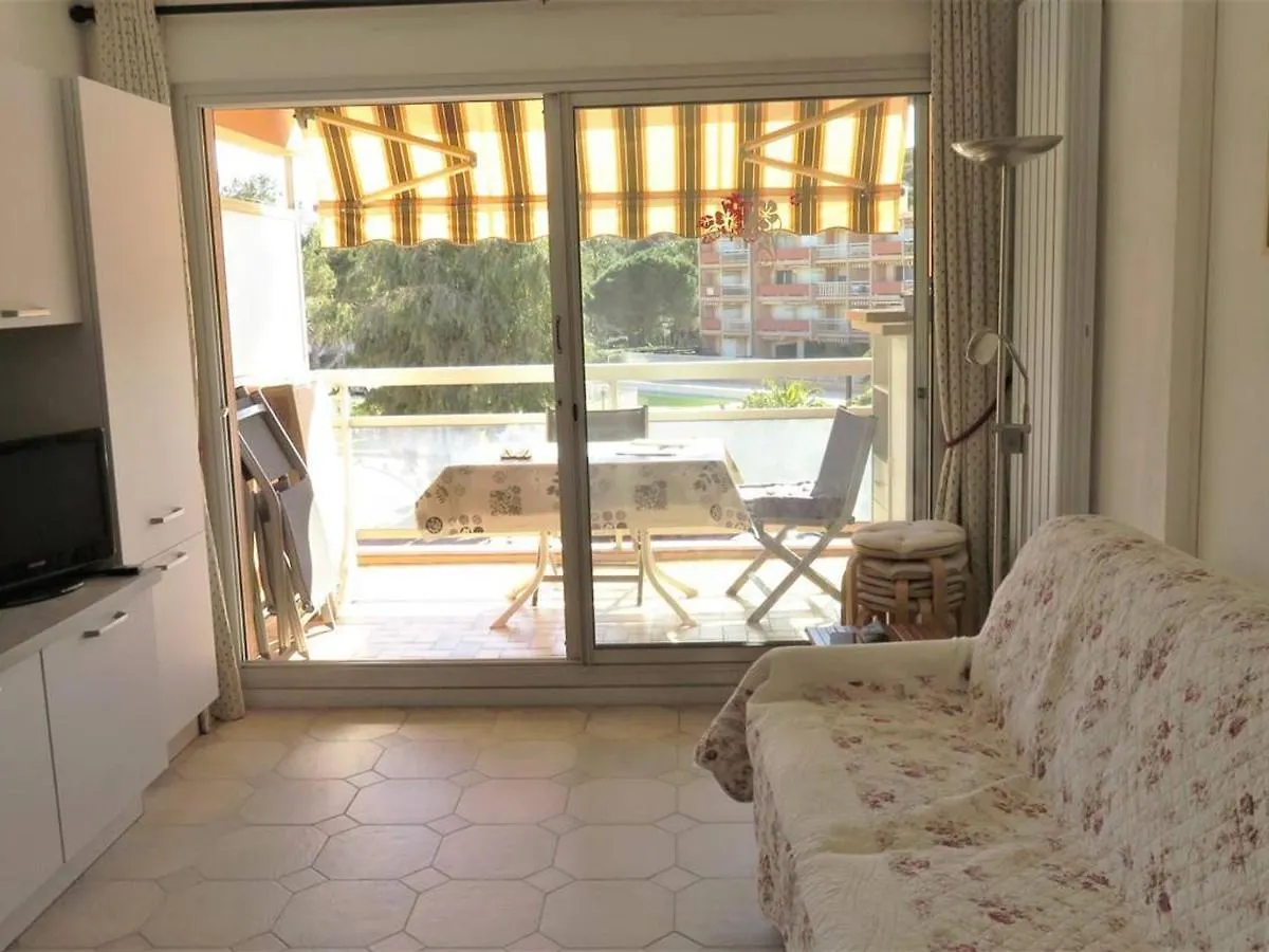 Charmant Studio Avec Piscine, Tennis, Parking Et Acces Direct Plage - Bormes-Les-Mimosas - Fr-1-610-30 France