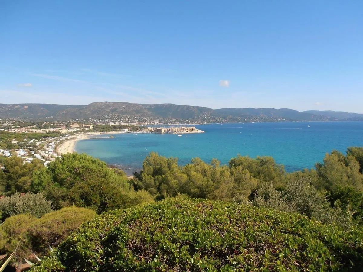 Charmant Studio Avec Piscine, Tennis, Parking Et Acces Direct Plage - Bormes-Les-Mimosas - Fr-1-610-30